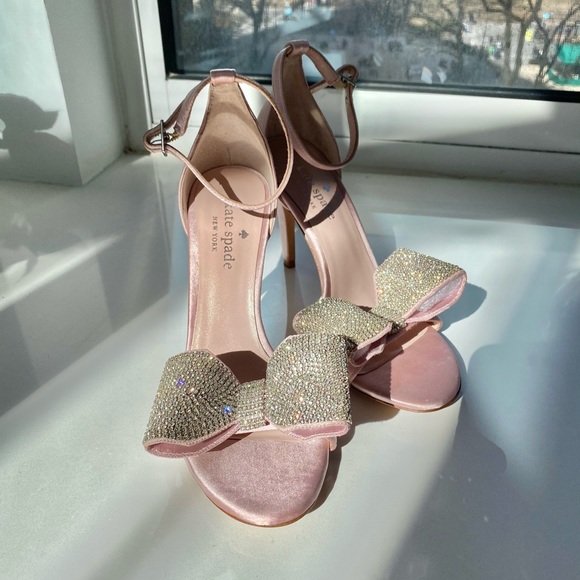 kate spade Shoes - Kate Spade Gweneth Silk Blush Bow Heels
